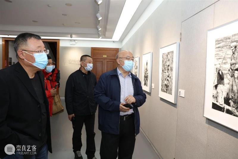 【展讯】致敬 劳动者——朱宪民、王玉文摄影作品展 劳动者 朱宪民 王玉文 作品展 展讯 中国艺术摄影学会 辽宁省文学艺术界联合会 辽宁省摄影家协会 大连市摄影家协会 大连美术馆 崇真艺客