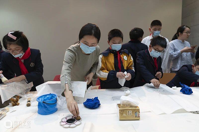 “90后——曾宓书法题跋展”在浙江美术馆开展 浙江美术馆 90后 曾宓 书法 题跋展 中共浙江省委宣传部 浙江省 文化 浙江省文学艺术界联合会 浙江画院 崇真艺客