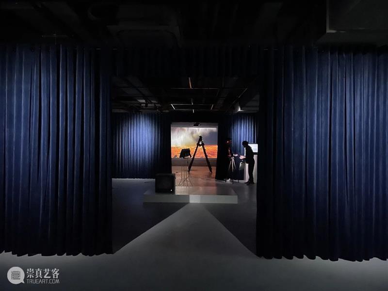 【OCAT上海馆 | 明日开幕】环形撞击：录像二十一 环形 录像 OCAT 上海馆 策展人 戴卓群 艺术家 陈晓云 陈轴 蒋志 崇真艺客