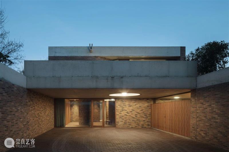 花式排砖，比利时九宫格之家 / Architecten Broekx-Schiepers Schiepers 比利时 花式 九宫格 住宅 农村 建筑 街区 中间 地下 崇真艺客
