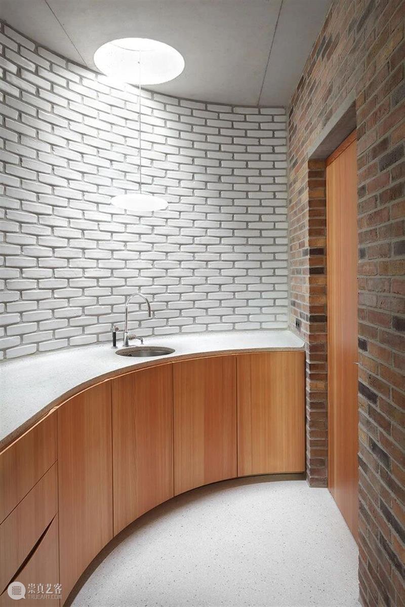 花式排砖，比利时九宫格之家 / Architecten Broekx-Schiepers Schiepers 比利时 花式 九宫格 住宅 农村 建筑 街区 中间 地下 崇真艺客