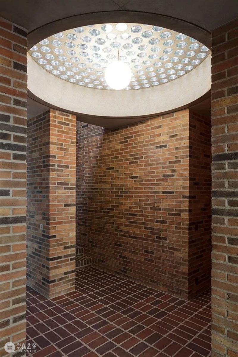 花式排砖，比利时九宫格之家 / Architecten Broekx-Schiepers Schiepers 比利时 花式 九宫格 住宅 农村 建筑 街区 中间 地下 崇真艺客