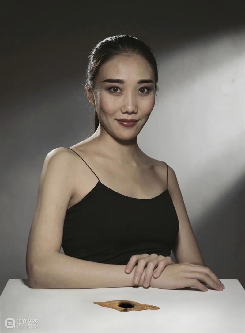 曹雨最新委任作品于银川当代美术馆“空间幻象——中国装置新一代”展出 曹雨 作品 装置 银川 美术馆 空间 幻象 中国 新一代 富士山 崇真艺客