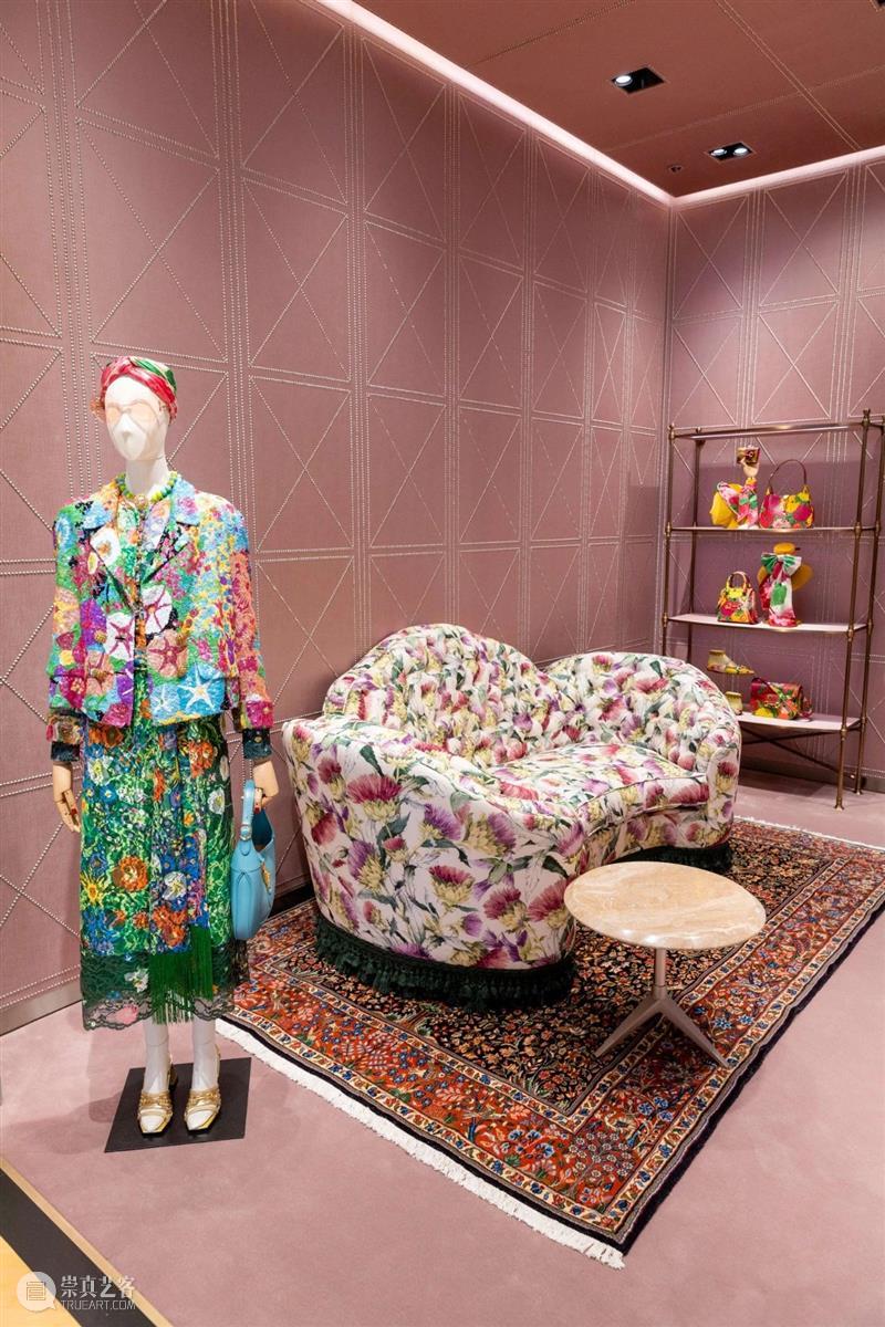 Newsstand205 | GUCCI再次联手华丽古怪的爱猫插画师 GUCCI 插画师 经典 创意 商业 文化 资讯 动态 一早 文化力通讯 崇真艺客