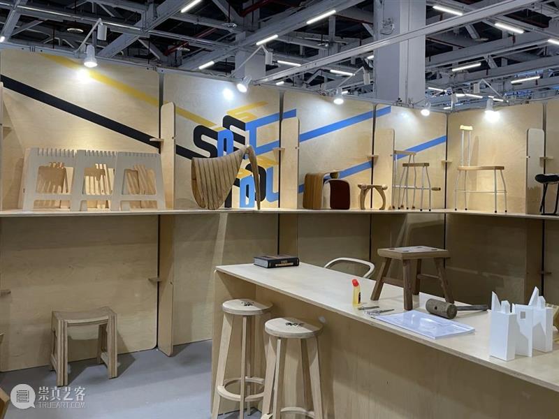 第六届大艺展开幕，一定要到同济大学板凳设计工作坊[zuò][zuò] 板凳 工作坊 同济大学 艺展 全国 大学生 艺术 活动 成都 造型 崇真艺客