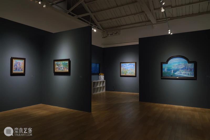 正在展出 | 宫崎骏动画场景原画师井上直久的梦幻世界 井上直久 宫崎骏 场景 动画 画师 梦幻世界 空中花园 丙烯 地方 笔触 崇真艺客