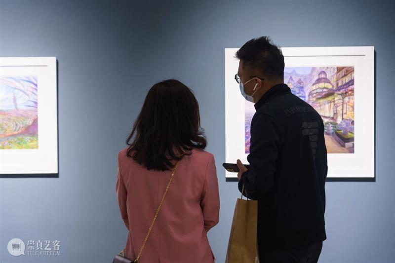 正在展出 | 宫崎骏动画场景原画师井上直久的梦幻世界 井上直久 宫崎骏 场景 动画 画师 梦幻世界 空中花园 丙烯 地方 笔触 崇真艺客