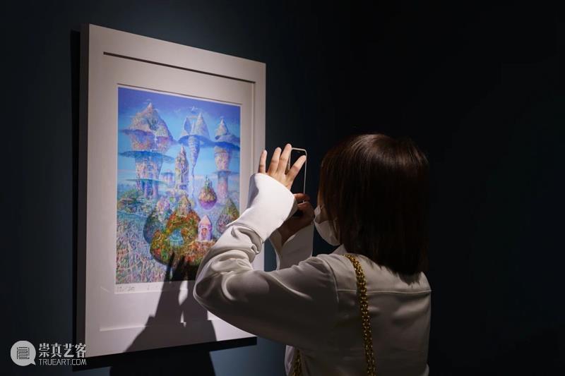 正在展出 | 宫崎骏动画场景原画师井上直久的梦幻世界 井上直久 宫崎骏 场景 动画 画师 梦幻世界 空中花园 丙烯 地方 笔触 崇真艺客