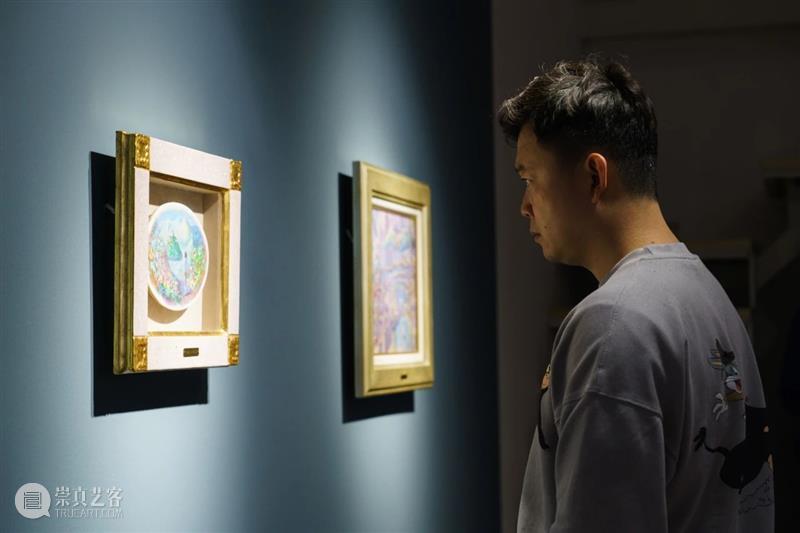 正在展出 | 宫崎骏动画场景原画师井上直久的梦幻世界 井上直久 宫崎骏 场景 动画 画师 梦幻世界 空中花园 丙烯 地方 笔触 崇真艺客