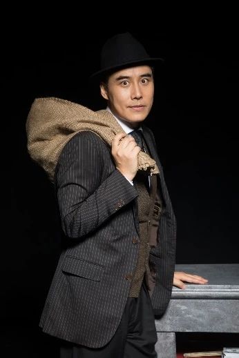 650 亿美元 150 年监禁 37000 人受骗，“史上最大庞氏骗局主谋”的把戏还会有用吗？ 庞氏骗局 把戏 主谋 美国 历史上 庞氏 金融 诈骗案 设计者 伯纳德·麦道夫 崇真艺客