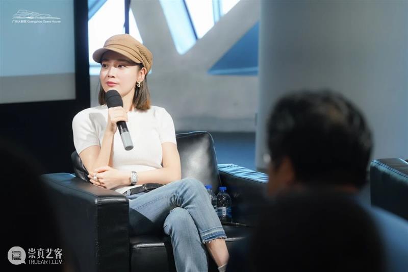 “桃花”羊城绽放丨张国立执导，张铁林领衔，爱恨纠缠的“戏中戏”即将上演！ 博文精选 广州大剧院 张国立 张铁林 桃花 羊城 龙马社 话剧 我爱桃花 广州大剧院 舞台 该剧 崇真艺客