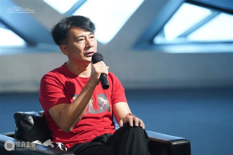 “桃花”羊城绽放丨张国立执导，张铁林领衔，爱恨纠缠的“戏中戏”即将上演！ 博文精选 广州大剧院 张国立 张铁林 桃花 羊城 龙马社 话剧 我爱桃花 广州大剧院 舞台 该剧 崇真艺客