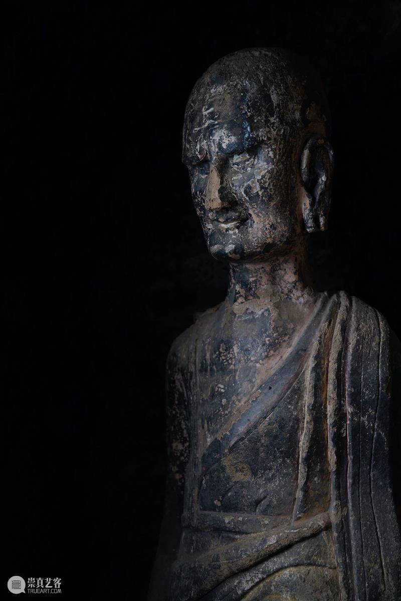 麦积山第120窟：邂逅北朝的吊带装、手提包 吊带 手提包 麦积山 北朝 麦积山石窟 石窟 位置 麦积山石窟西 东侧 下方 崇真艺客