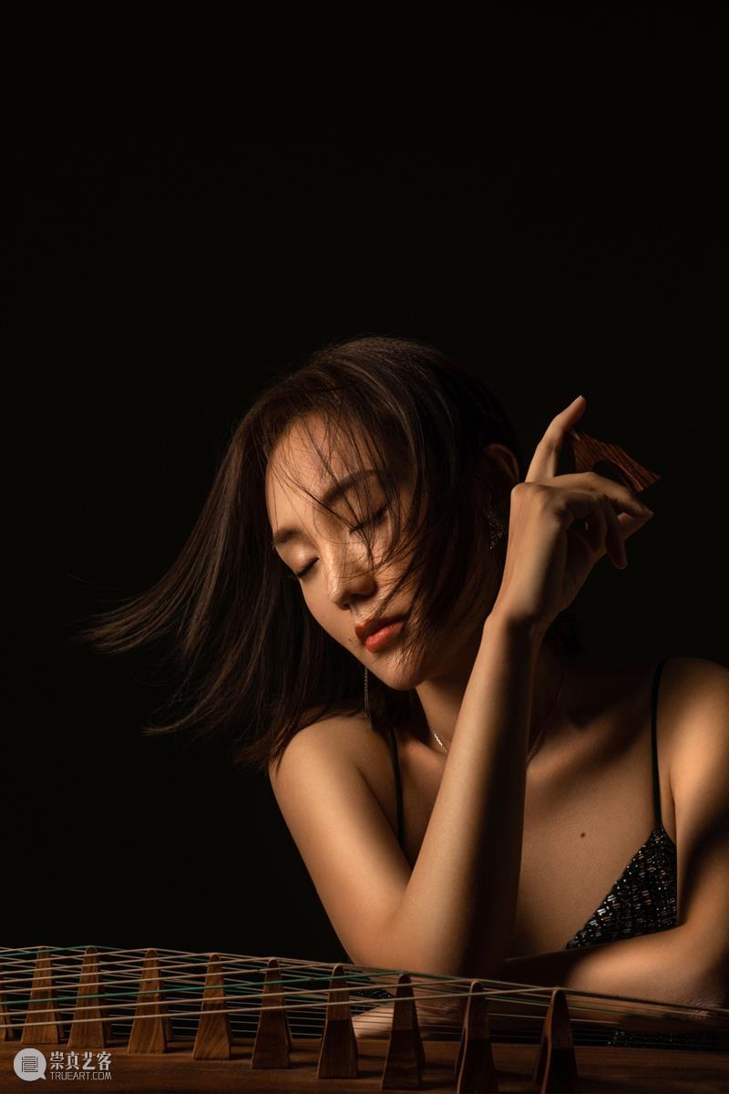 开票 | 这场音乐会,带你聆听东西方“乐器之王”同台对话 乐器 东西方 音乐会 中国 古筝 西洋 钢琴 音乐 文化 舞台 崇真艺客
