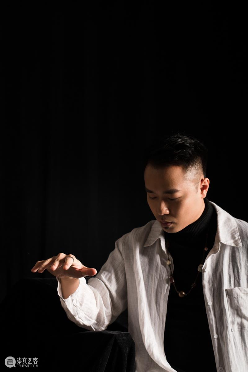 开票 | 这场音乐会,带你聆听东西方“乐器之王”同台对话 乐器 东西方 音乐会 中国 古筝 西洋 钢琴 音乐 文化 舞台 崇真艺客