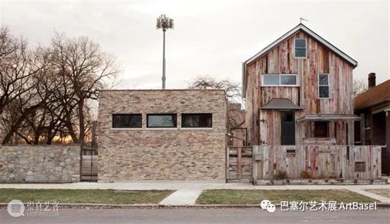 艺术无边界 | 城市的治愈师西斯特·盖茨（Theaster Gates） 西斯特·盖茨 Gates 城市 艺术 治愈师 发电站 旧址 木工 工作室 作品 崇真艺客