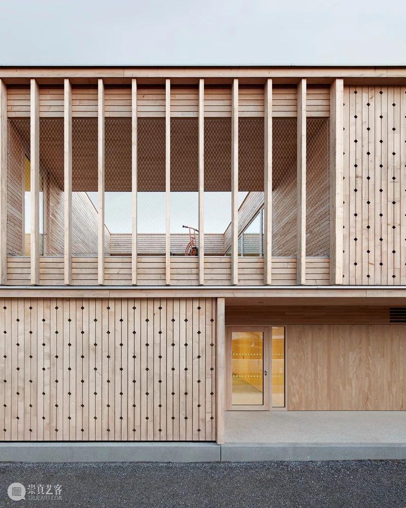 儿童节快乐！恩格尔巴赫幼儿园 / Innauer-Matt Architekten 幼儿园 Innauer Architekten 恩格尔巴赫 Adolf 恩格尔巴赫幼儿园 格林德尔 大运河 哈森 菲尔德大街 崇真艺客
