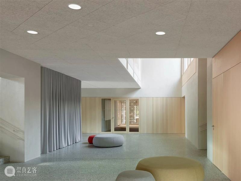 儿童节快乐！恩格尔巴赫幼儿园 / Innauer-Matt Architekten 幼儿园 Innauer Architekten 恩格尔巴赫 Adolf 恩格尔巴赫幼儿园 格林德尔 大运河 哈森 菲尔德大街 崇真艺客
