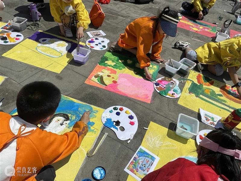 少儿涂鸦现场|格林艺巷艺术中心参加宋庄美术馆少儿涂鸦展！ 宋庄美术馆 少儿 涂鸦展 现场 格林艺巷艺术中心 大小 朋友 小朋友们 自然 KIDS 崇真艺客