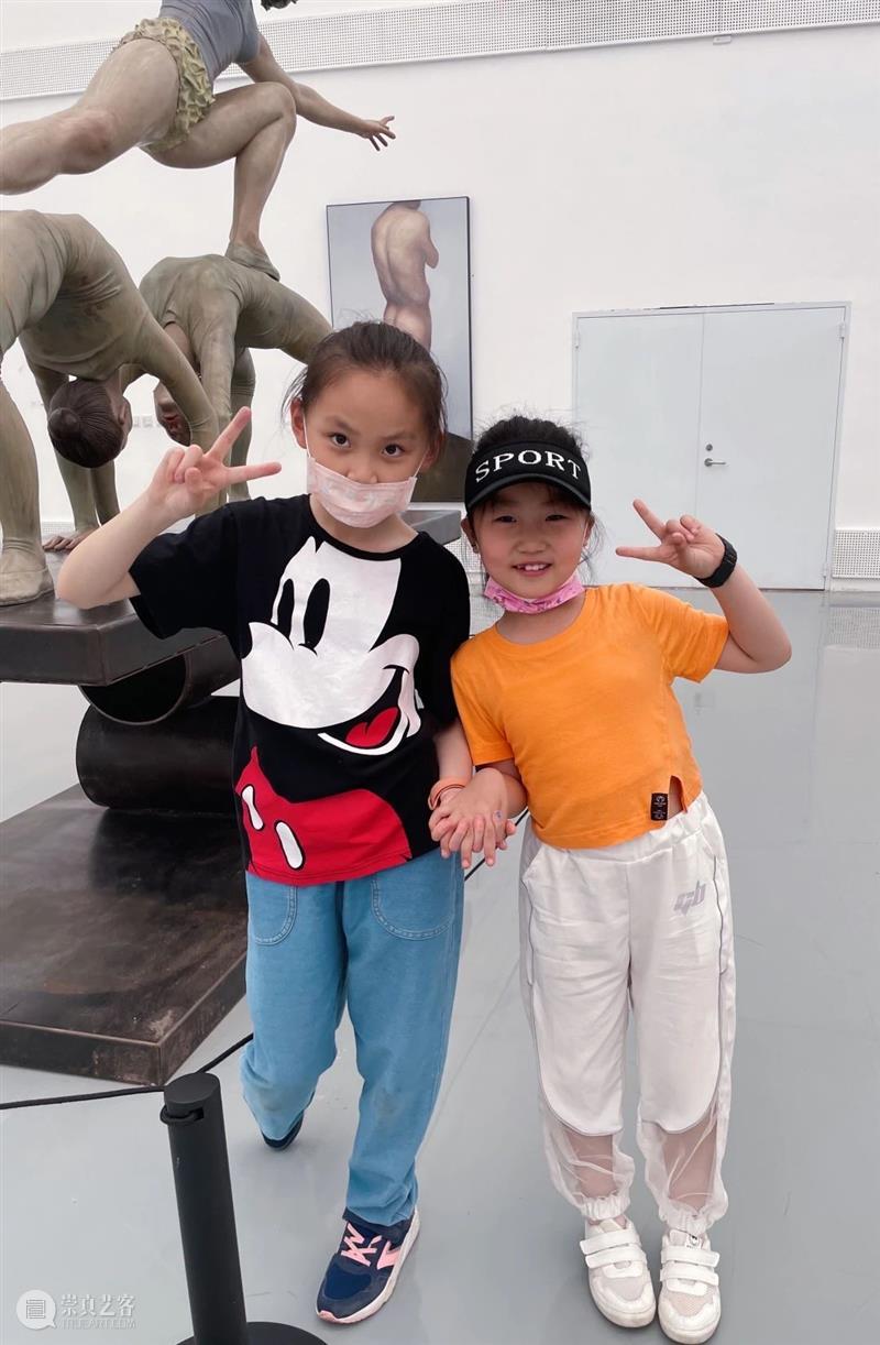 少儿涂鸦现场|格林艺巷艺术中心参加宋庄美术馆少儿涂鸦展！ 宋庄美术馆 少儿 涂鸦展 现场 格林艺巷艺术中心 大小 朋友 小朋友们 自然 KIDS 崇真艺客