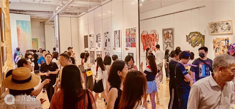 展讯丨小燕画院·巢美术馆「未来?未来!」 未来 展讯丨小燕画院 巢美术馆 AIXY 学子 大学 国际 小燕 传统 大学生们 崇真艺客