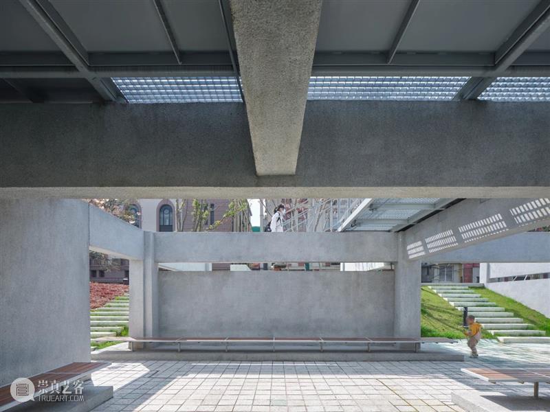 下沉城市空间：上海苏州河樱花谷 / 同济原作设计工作室 城市空间 原作 工作室 上海 同济 苏州河樱花谷 章鱼 乍浦路桥 四川路桥 之间 崇真艺客