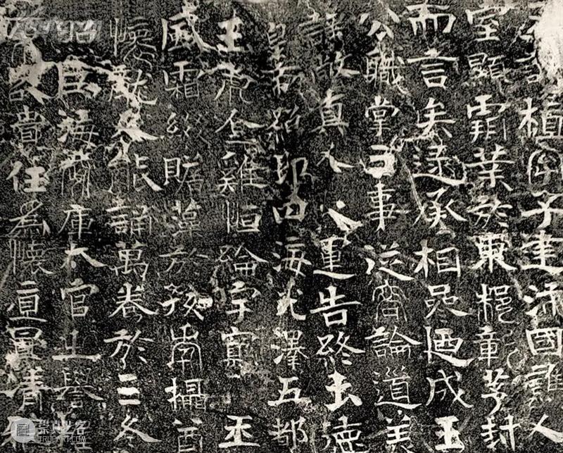 花鸟世界里的齐白石与黄宾虹 齐白石 黄宾虹 花鸟 世界 郑智威 中国 现代 命题 精神 学养 崇真艺客