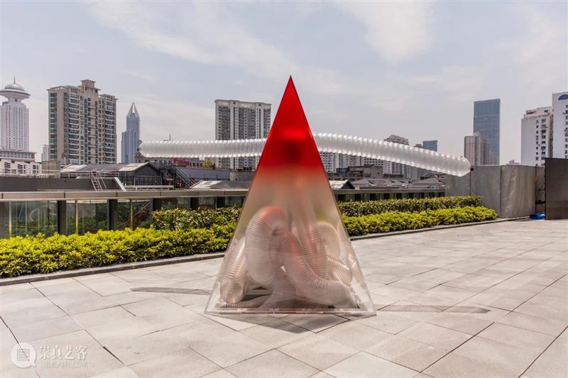 ≡ 黄炳 | 群展“城市剧场:喜剧四幕” | 上海UCCA Edge 黄炳 Edge 城市 剧场 喜剧 上海 群展 Ping闪缩 场域 装置 崇真艺客