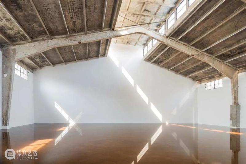 常青画廊 | JINGART艺览北京「安东尼·葛姆雷Antony Gormley」 北京 JINGART艺 安东尼 Gormley 画廊 常青画廊 展位 葛姆雷 卡普尔 Kapoor 崇真艺客