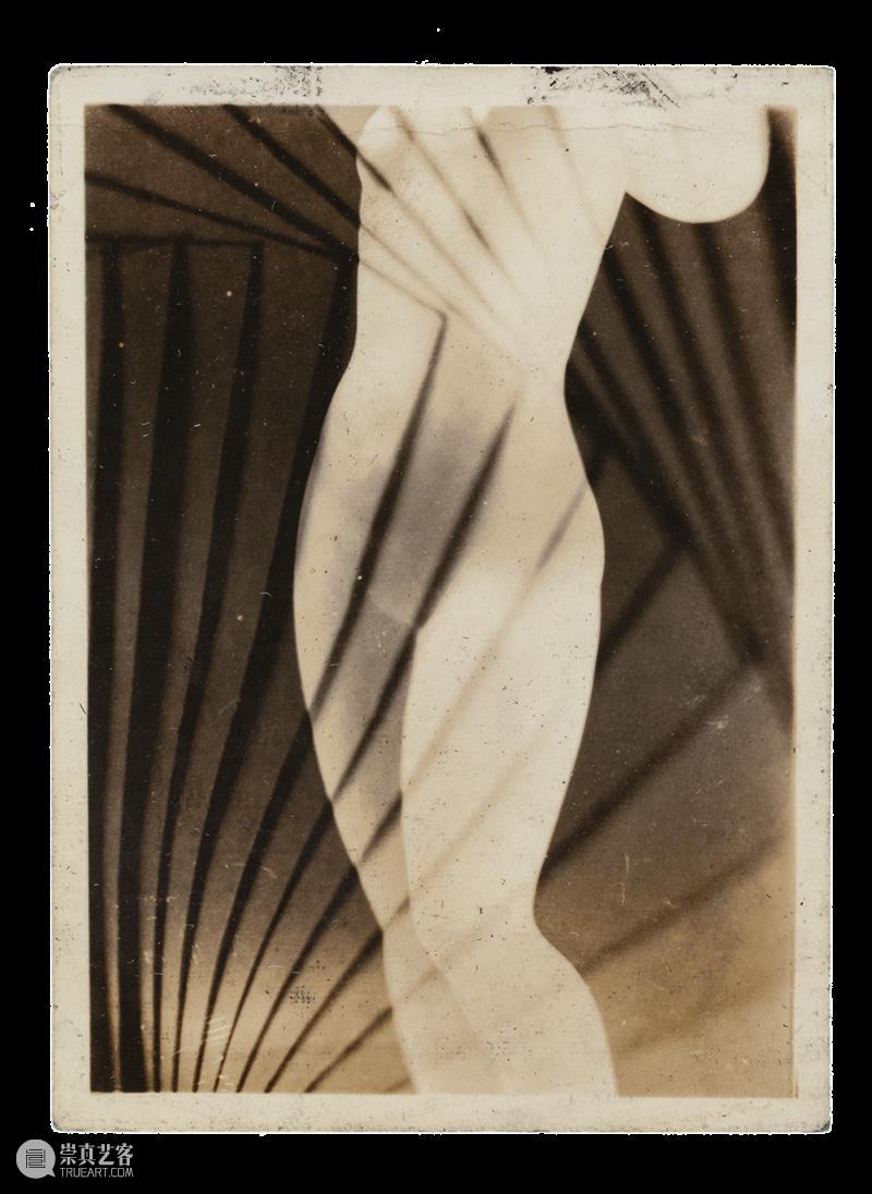 展览 | 专业余·出现代：骆伯年与同代影人1930-1940s 专业 现代 骆伯年 影人 MODERNITY 艺术家 胡伯翔 胡君磊 黄仲长 金石声 崇真艺客