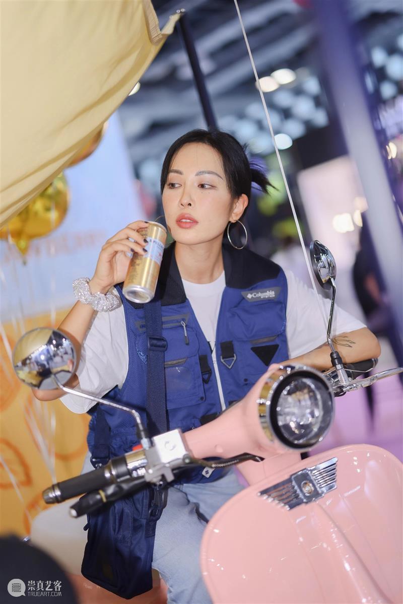 圣培露携手“设计上海”2021传递意式生活美学 圣培露 上海 意式 生活 美学 右侧 二维码 原文 门票 创意 崇真艺客