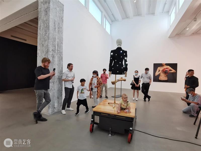 【展览现场】曹雨：路过人间 现场 曹雨 人间 View Opening 崇真艺客