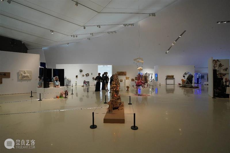 雕塑系 | “2021中央美院本科生毕业展”作品推介 雕塑 本科生 毕业展 作品 中央美院 毕业季 阶段 观众 邀请函 VIP 崇真艺客