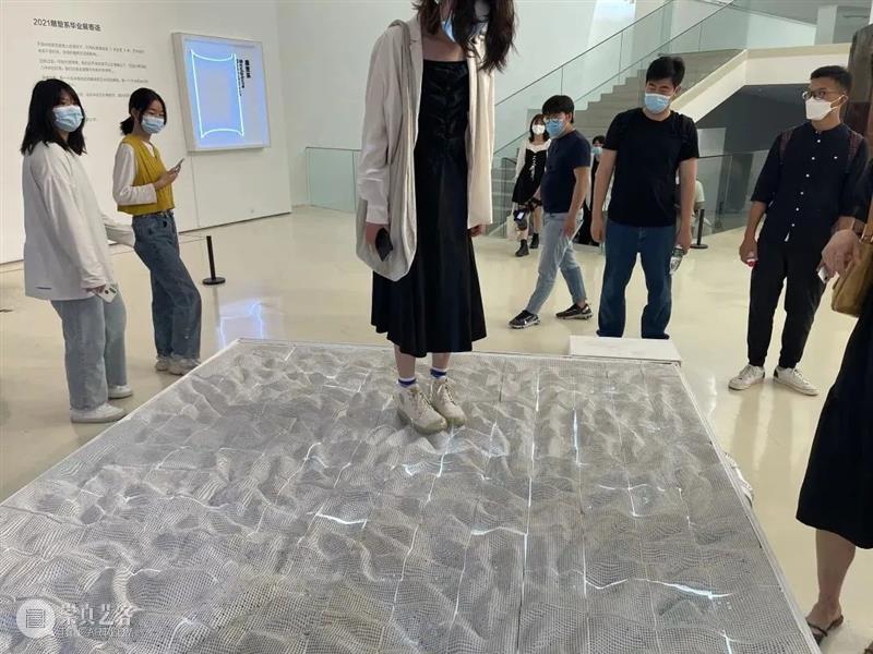 雕塑系 | “2021中央美院本科生毕业展”作品推介 雕塑 本科生 毕业展 作品 中央美院 毕业季 阶段 观众 邀请函 VIP 崇真艺客