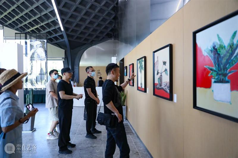 “锦绣千纯·诗意湖光——唐千懿个展” 在滴水·湖光公益文化空间顺利开幕 临港当代美术馆 锦绣千纯 诗意 湖光 滴水 公益 文化 空间 临港 国际 艺术 崇真艺客