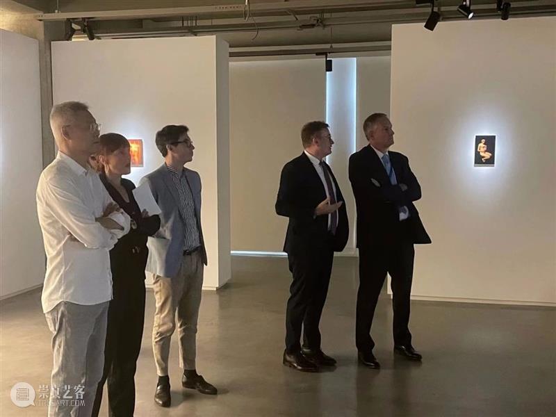 安托万·达加塔个展《生命原相》正式开幕 安托万 达加塔 个展 生命原相 开幕式 花絮 艺术家 Antoine Agata 中法文化之春 崇真艺客