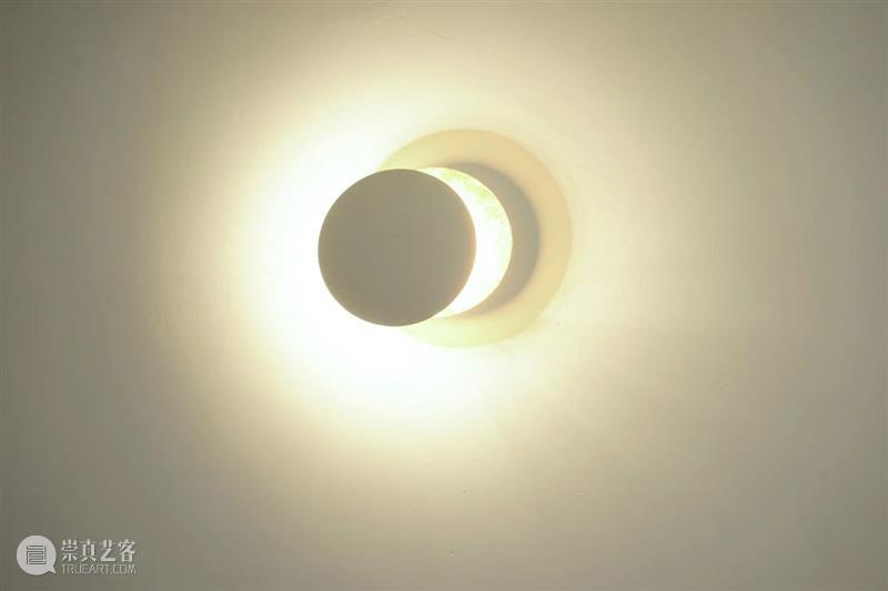 户尔北京|陈丹笛子作品《克斯玛》参展JINGART艺览北京博览会 克斯玛 陈丹笛子 作品 北京 博览会 户尔 JINGART艺览 Cosima 壁灯 灯箱 崇真艺客