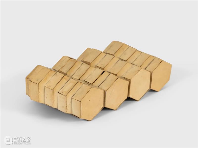 MGG现场｜由“抽象制图”走向大地艺术，罗伯特 · 史密森在玛丽安 · 古德曼纽约画廊的首次个展  MGG 罗伯特 史密森 纽约 玛丽安 古德曼 画廊 个展 大地 艺术 现场 崇真艺客