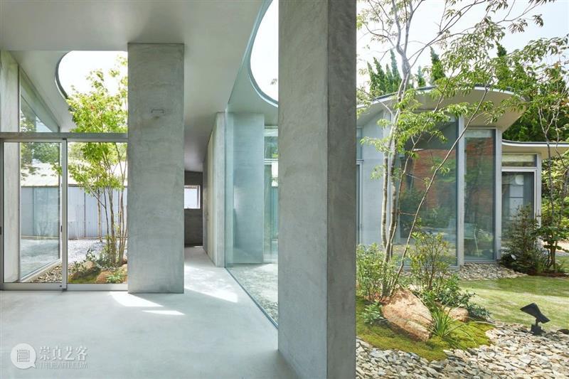 建筑 | 模糊房屋与自然之间的界限，“模糊空间”的空间 房屋 自然 之间 界限 建筑 空间 神户 日本 事务所 公司 崇真艺客