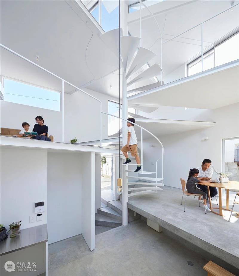 建筑 | 模糊房屋与自然之间的界限，“模糊空间”的空间 房屋 自然 之间 界限 建筑 空间 神户 日本 事务所 公司 崇真艺客