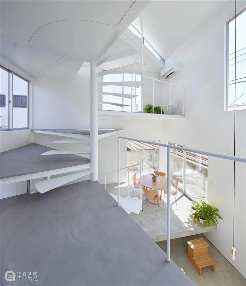 建筑 | 模糊房屋与自然之间的界限，“模糊空间”的空间 房屋 自然 之间 界限 建筑 空间 神户 日本 事务所 公司 崇真艺客
