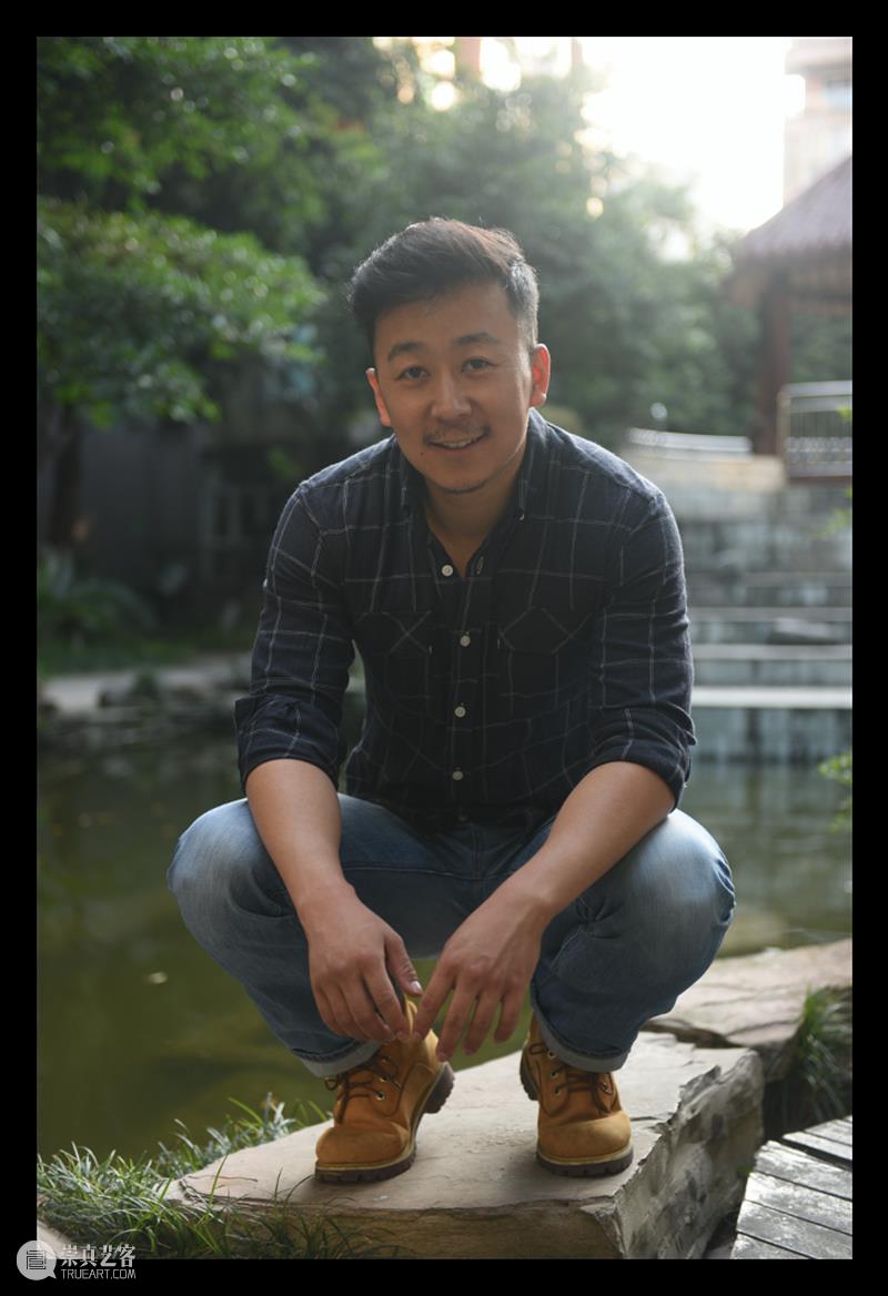 电音荒诞喜剧《欲望街角》| 屈楚萧、朱颜曼滋领衔主演  幕间戏剧 电音 喜剧 欲望街角 屈楚萧 朱颜曼滋 都市 天际线 高楼 上班族 生活 崇真艺客