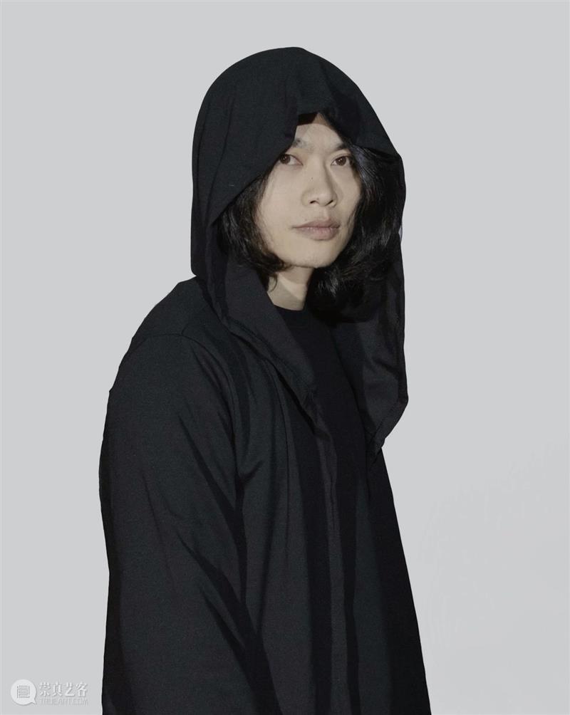 电音荒诞喜剧《欲望街角》| 屈楚萧、朱颜曼滋领衔主演  幕间戏剧 电音 喜剧 欲望街角 屈楚萧 朱颜曼滋 都市 天际线 高楼 上班族 生活 崇真艺客