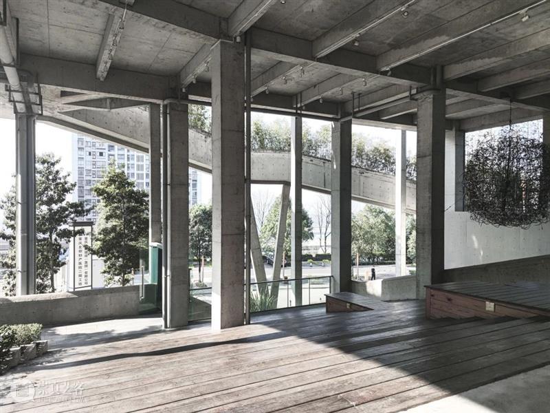 建筑丨重庆房子：一座房子，如何象征一座城市？ 建筑 重庆 房子 城市 上方 中国舞台美术学会 右上 星标 本文 周id 崇真艺客