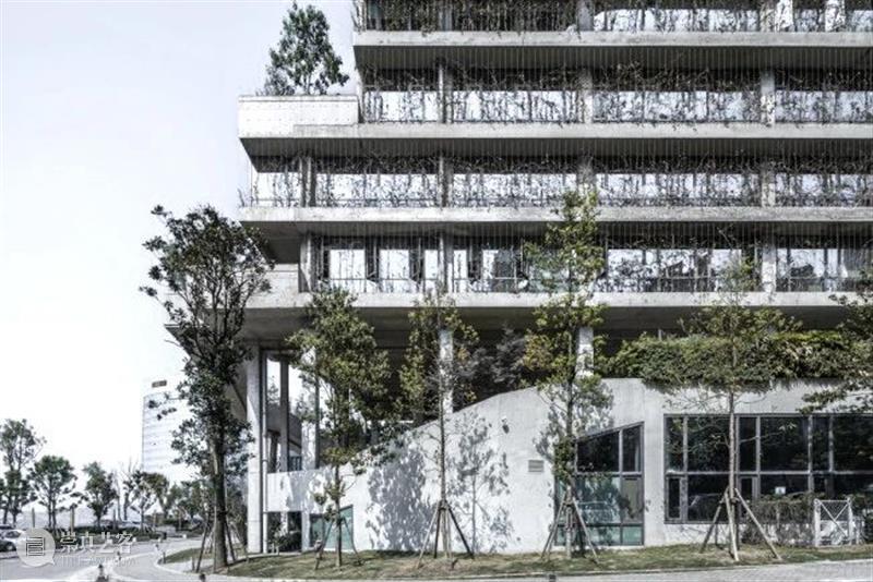 建筑丨重庆房子：一座房子，如何象征一座城市？ 建筑 重庆 房子 城市 上方 中国舞台美术学会 右上 星标 本文 周id 崇真艺客