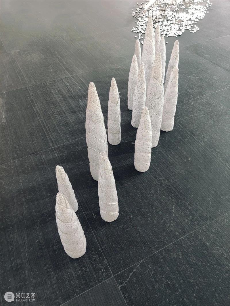 毕业季 | 2021广州美术学院雕塑与公共艺术学院研究生毕业作品展 广州美术学院 研究生 作品展 雕塑 艺术 毕业季 学院 上方 中国舞台美术学会 右上 崇真艺客