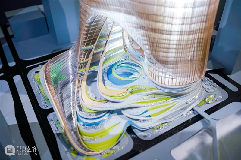 上海7月 | 16个不可错过的新媒体艺术展 上海 艺术展 新媒体 空山基 大都会 现场 昊美术馆浦东美术馆 昊美术馆 空间 APS 崇真艺客