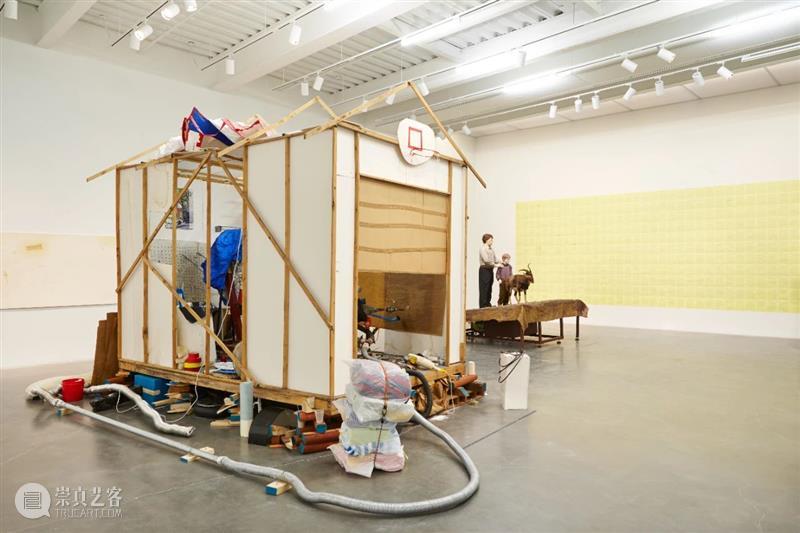 今日生日 | 杰森·罗德斯(Jason Rhoades) 杰森 罗德斯 Rhoades 生日 Jason 华纳坦吉尔吊灯 西班牙 马拉加 现代 艺术 崇真艺客