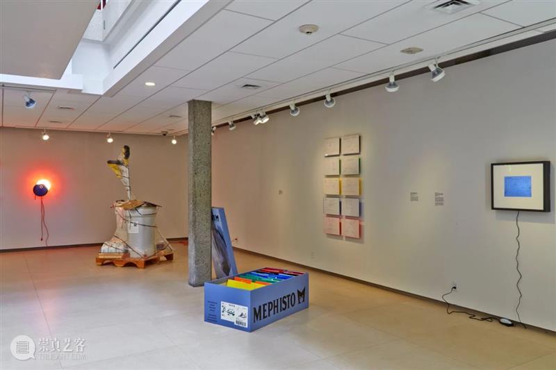 今日生日 ｜ 杰森·罗德斯（Jason Rhoades） 杰森 罗德斯 Rhoades 生日 Jason 华纳坦吉尔吊灯 西班牙 马拉加 现代 艺术 崇真艺客