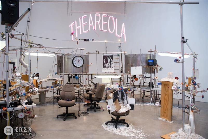 今日生日 ｜ 杰森·罗德斯（Jason Rhoades） 杰森 罗德斯 Rhoades 生日 Jason 华纳坦吉尔吊灯 西班牙 马拉加 现代 艺术 崇真艺客